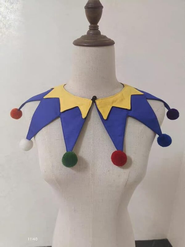 clown collar front view