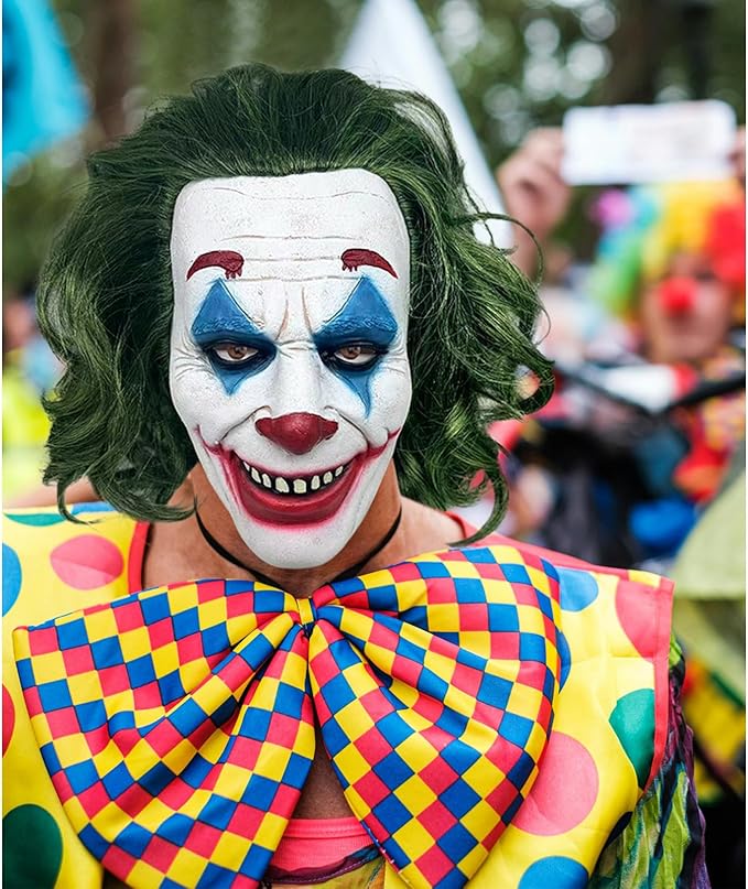 clown smile mask front view
